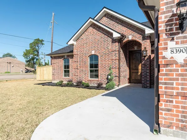 8390 Westgate Dr, Beaumont, TX 77706