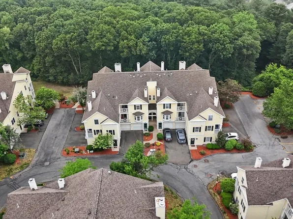 609 Gazebo Cir #609, Reading, MA 01867