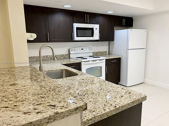 2nd image of 10105 W Sunrise Blvd #105B