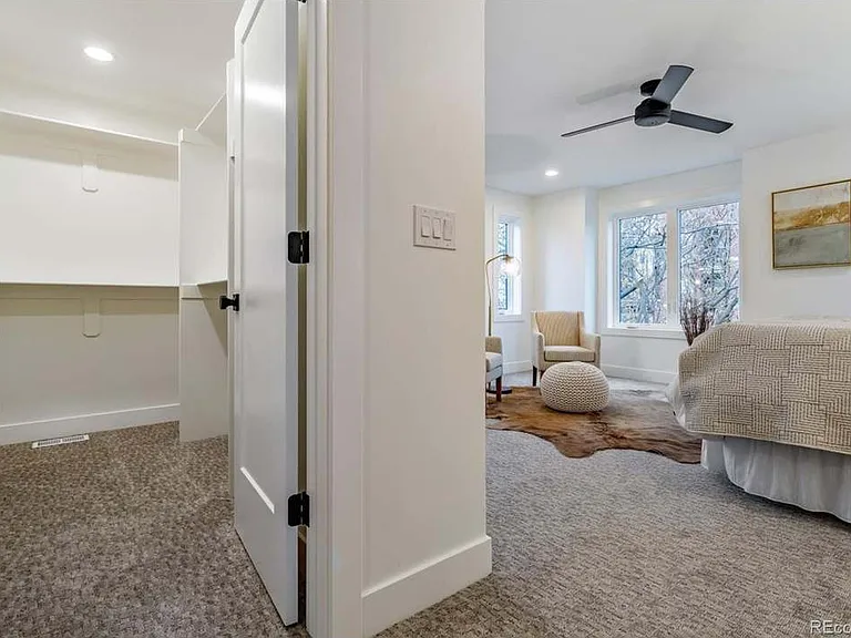 2740 N Clay St — Photo 17