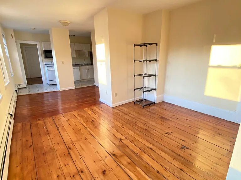 95 Moore St #2 — Photo 7