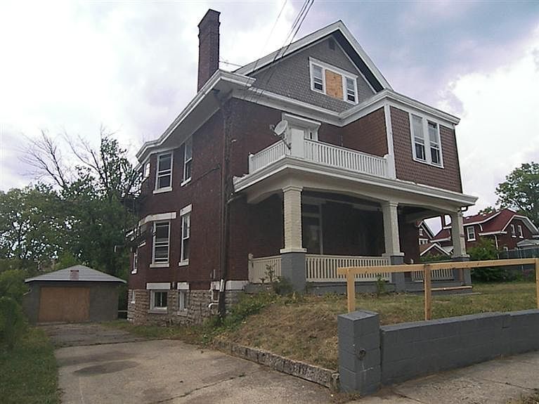 1st image of 2683 Cora Ave