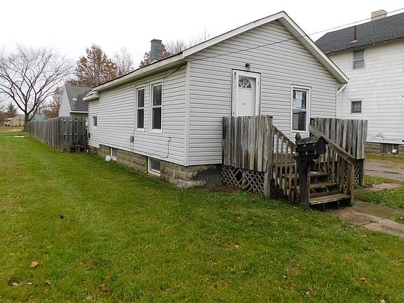 3rd image of 308 Bell Ave
