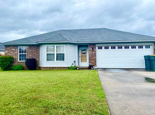 1109 S Pittsburg Ave, Russellville, AR 72802