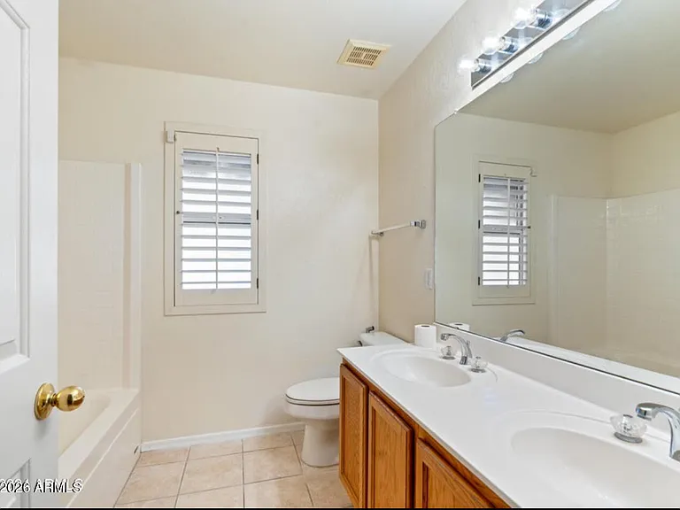 12906 N 57th Ave — Photo 6