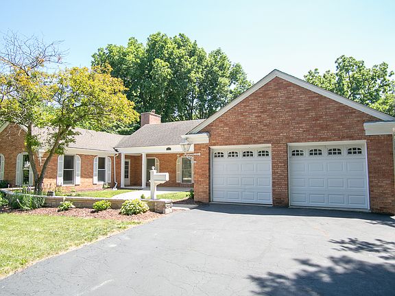 2nd image of 1020 W Downer Pl