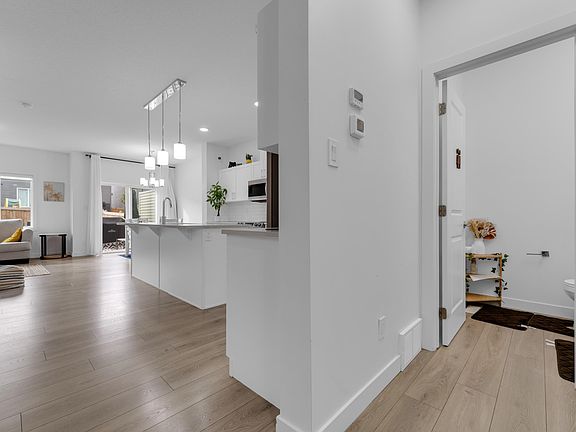 5th image of 5230 Kinney Pl SW