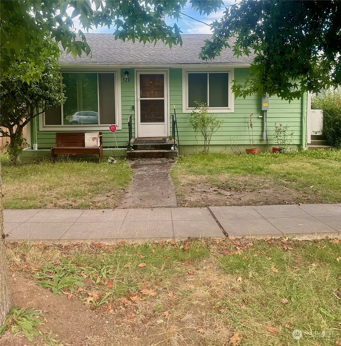 120 Martin Luther King Jr Way E photo 1