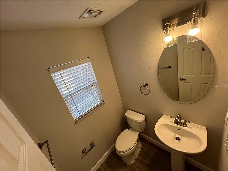 7350 Black Walnut Way — Photo 39