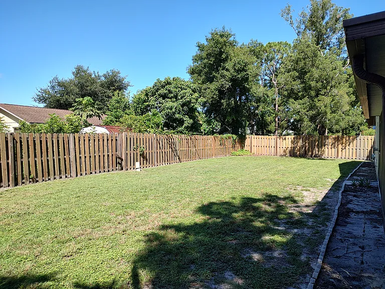 5844 Countrywood Dr — Photo 21