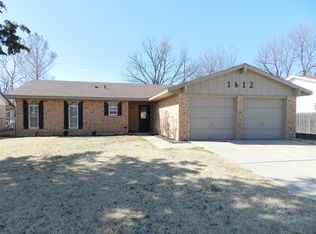 1612 NW 75th St, Lawton, OK 73505