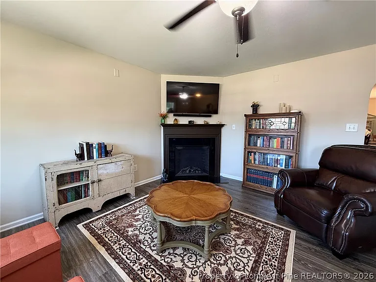 164 Regimental Dr — Photo 7
