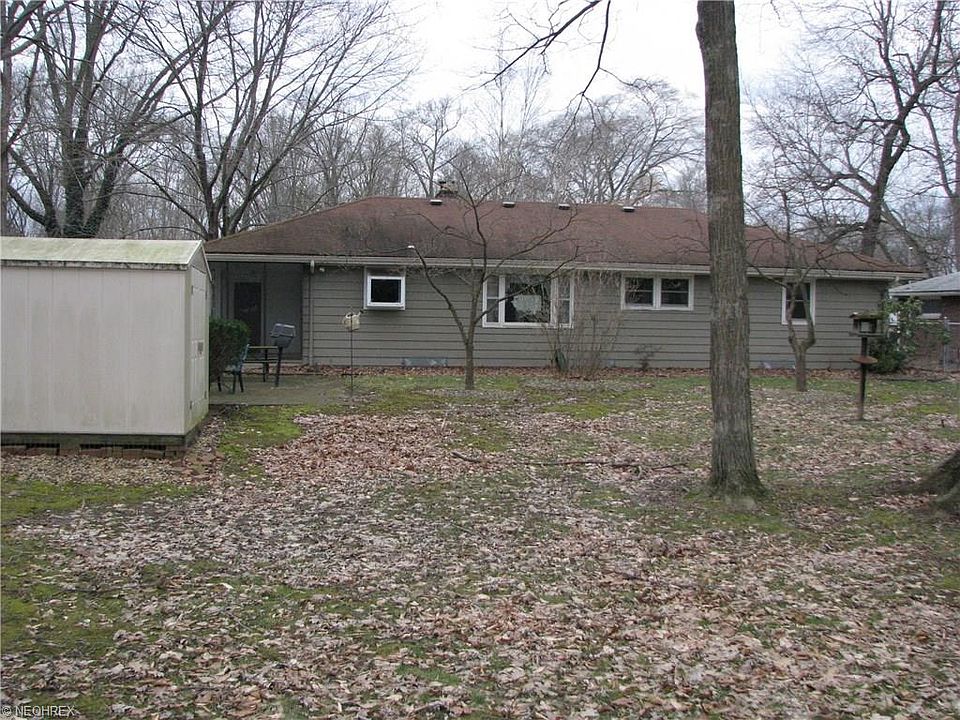 2nd image of 15 Milltrace Rd