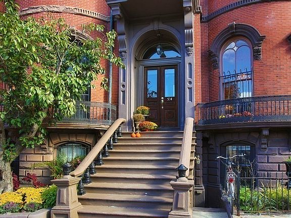 2nd image of 534 Massachusetts Ave APT 3