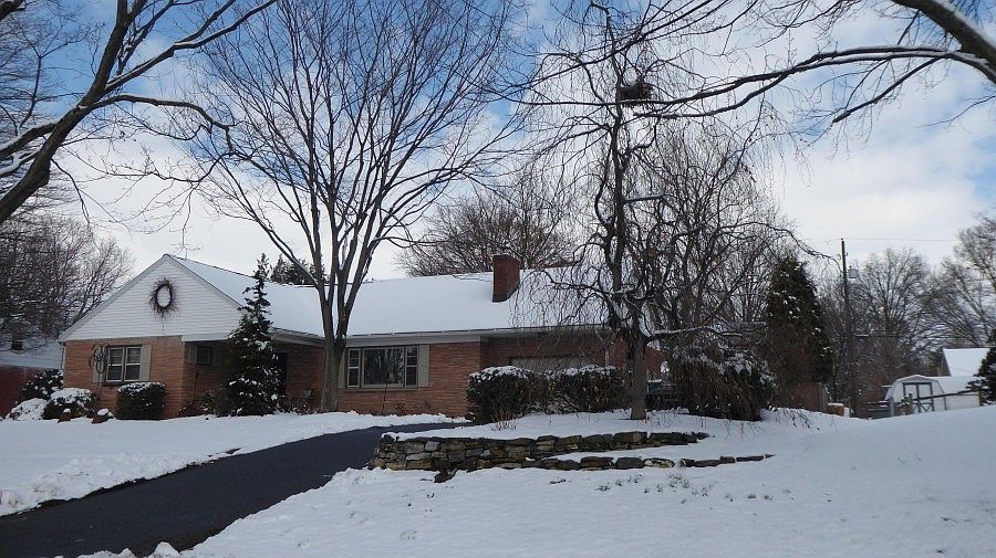 2nd image of 55 Savo Ave