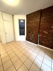 Rented by Best Apartments North Inc