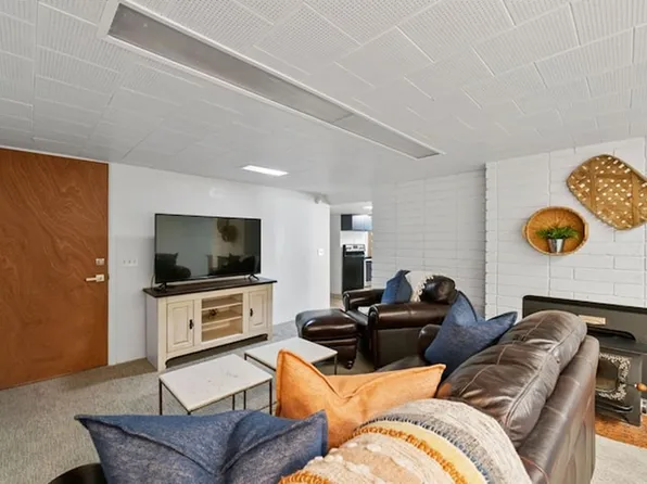 (undisclosed Address), Sandy, UT 84093