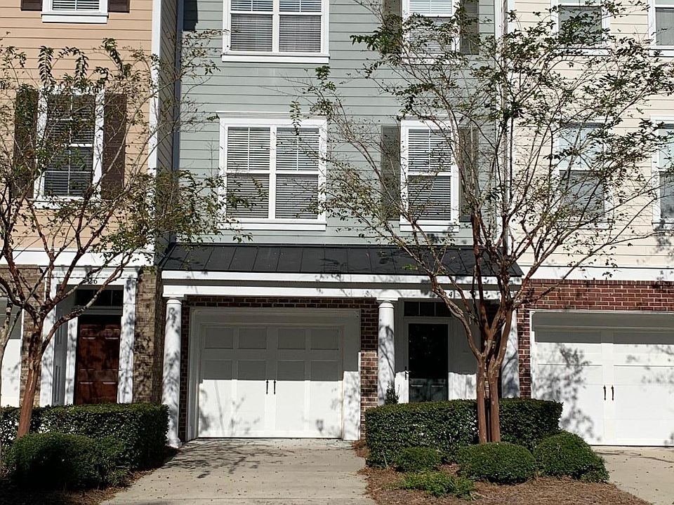 1st image of 224 Fair Sailing Rd #32