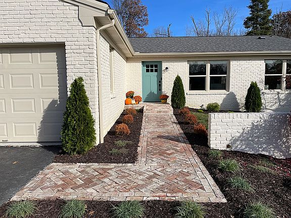 3rd image of 5164 Deeridge Ln