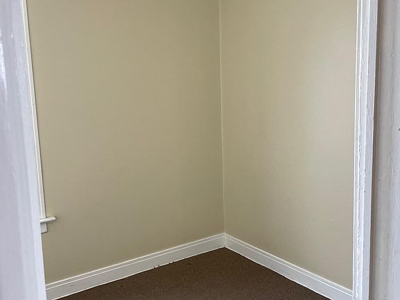 4th image of 79 Briscoe Ave #2