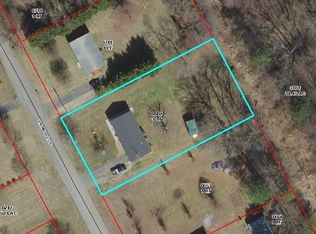185 Snow Hill Dr, Dobson, NC 27017