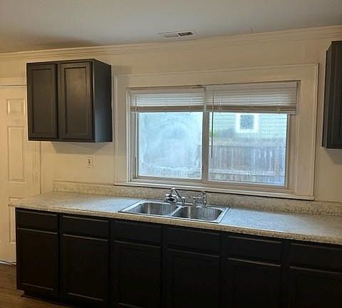 5th image of 408 North St