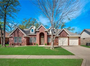 1053 Paige St, Aubrey, TX 76227