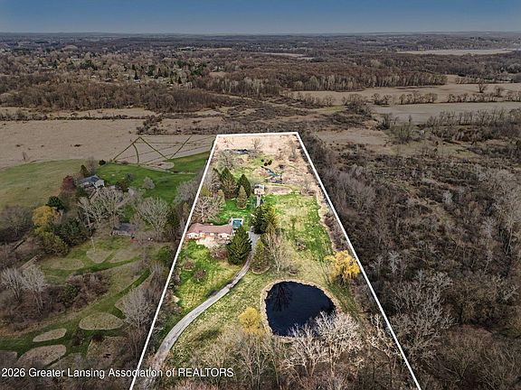 2nd image of 15020 Howlett Rd