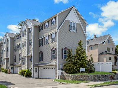 65 Seaside Avenue #6, Stamford, CT, 06902