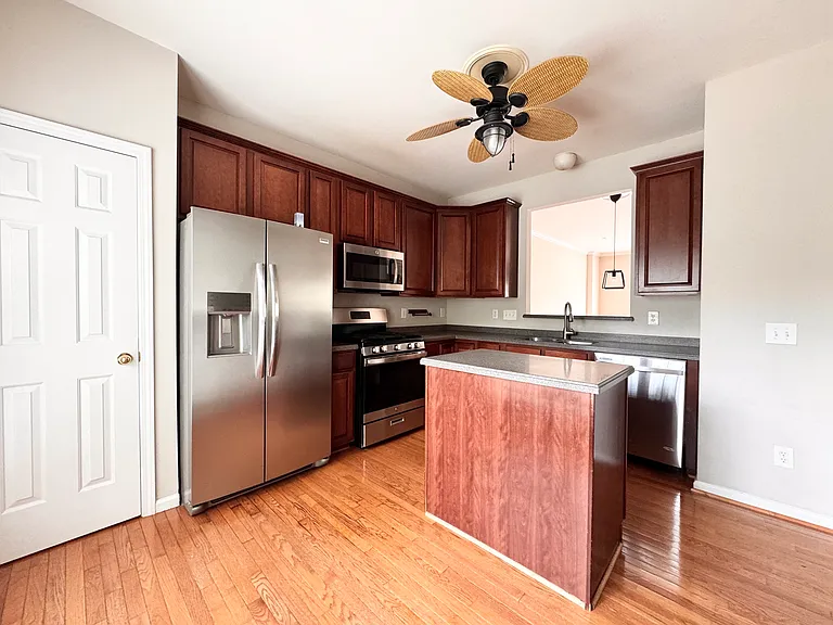 12773 Bullock Greenway Blvd — Photo 3