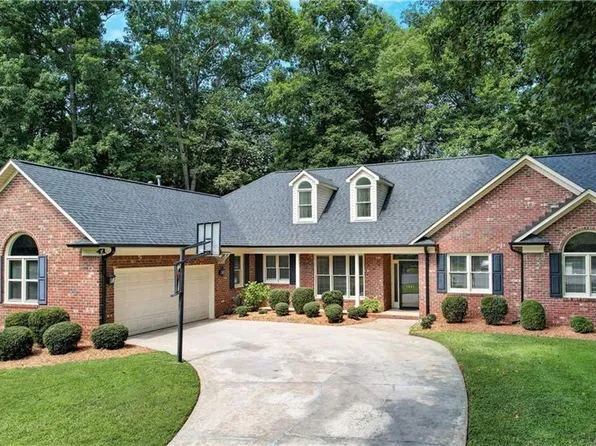 1801 Dante Ln, Greensboro, NC 27410