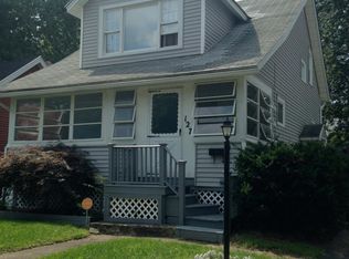 127 Sheraton Dr, Rochester, NY 14616