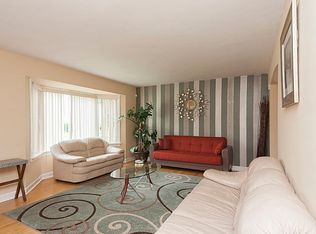 6134 N Bernard St, Chicago, IL