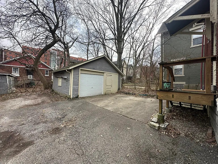 3256 Glendora Ave — Photo 17