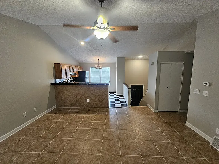 3352 Meadow Gold Dr — Photo 20