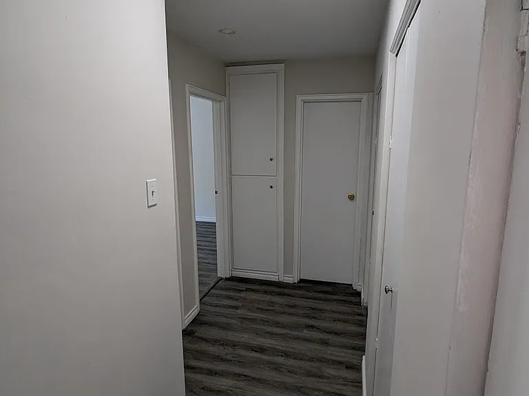 236 Louisa St #9B — Photo 10