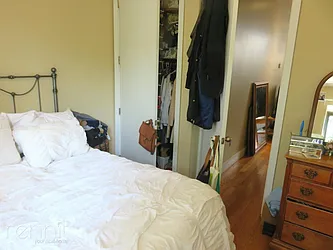 Rented by Rennit Inc.