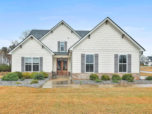 153 N Cove Dr, Newnan, GA 30263