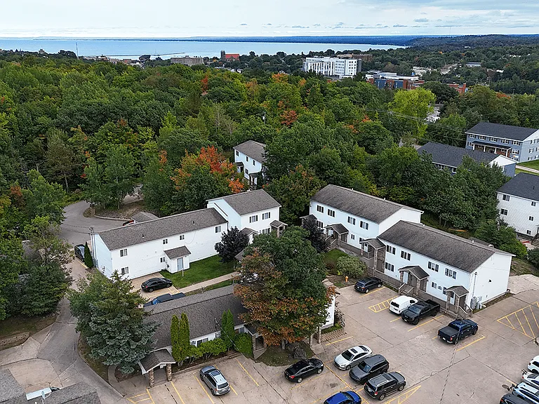 Northwoods Apartments — Photo 33