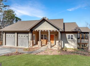 990 Hickory Nut Mountain Rd, Tallulah Falls, GA 30573