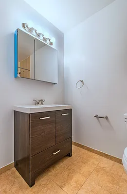Rented by Compass | media 7