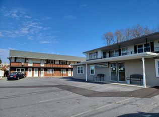 235 S 2nd St APT 13, Womelsdorf, PA 19567