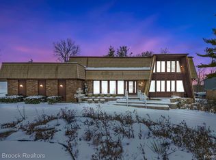 4488 Ramsgate Ln, Bloomfield Hills, MI 48302