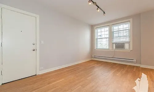 511 W Belmont Ave #46 — Photo 2