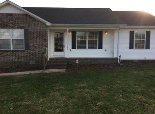 1909 Gettysburg Ln, Columbia, TN 38401