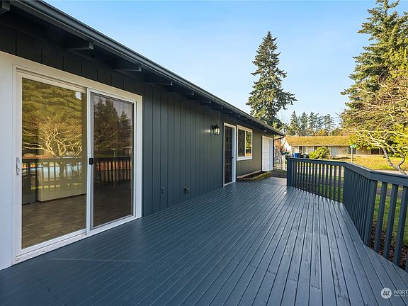 3rd image of 2407 Canyon Lands Court