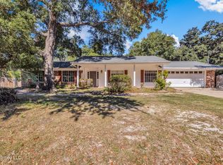 2530 Old Bay Rd, Biloxi, MS 39531