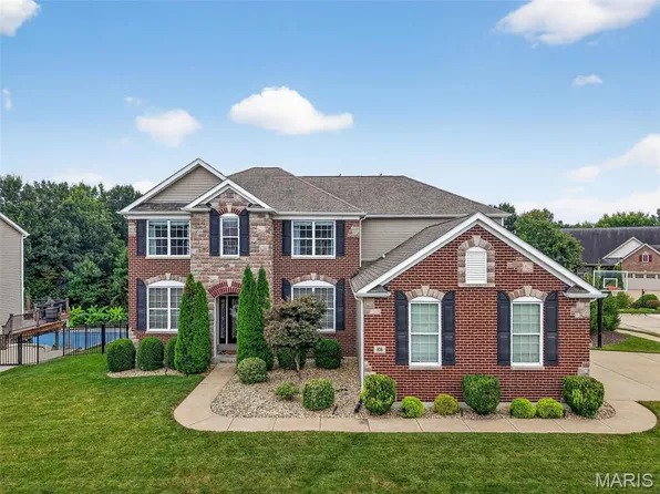 506 Bayview Pointe Ct, Lake Saint Louis, MO 63367