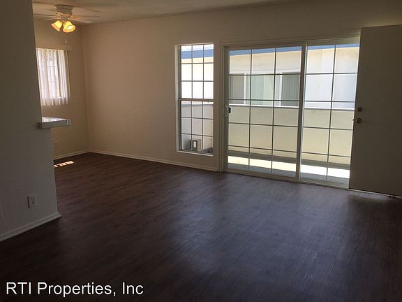 3rd image of 2132 W 157th St APT 5