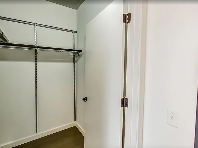 1160 N Larrabee St #1016 — Photo 8
